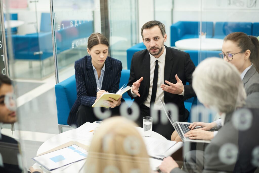 Group Discussion in Meeting